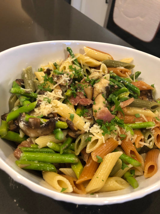 Pasta with Asparagus, Prosciutto and Mushrooms